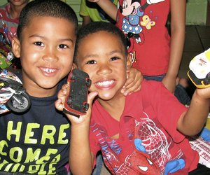 Skoenbokse vol Vreugde